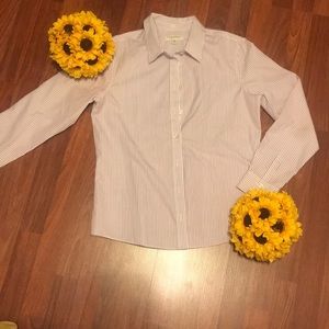 Closet Clean Out❗️Banana Republic Button Down